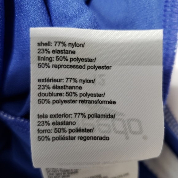 Speedo Swimsuit Ladies sz 10 Blue and White Geometric UPF 50+ Chlorine Resistant - Picture 10 of 11